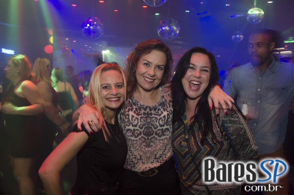 Noite da Tequila agitou a noite com DJs Sandrinho, Double C, Zhenna e Daniel Tutunic no Akbar Lounge e Disco Noite da Tequila agitou a noite com DJs Sandrinho, Double C, Zhenna e Daniel Tutunic no Akbar Lounge e Disco