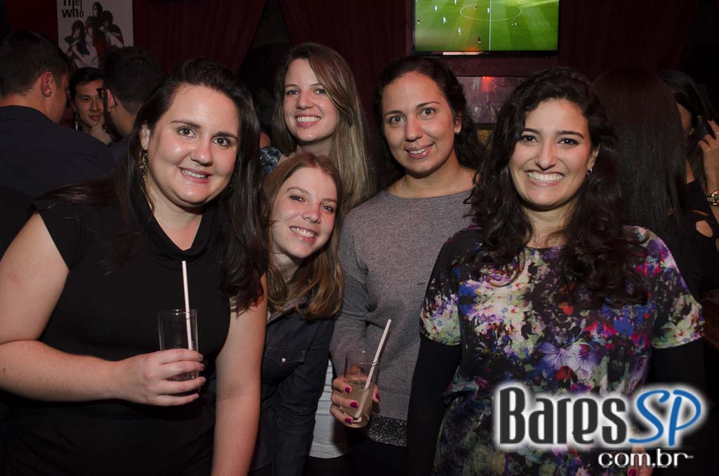 William Kim e Banda Monk comandaram a noite com clássicos do rock no Republic Pub William Kim e Banda Monk comandaram a noite com clássicos do rock no Republic Pub