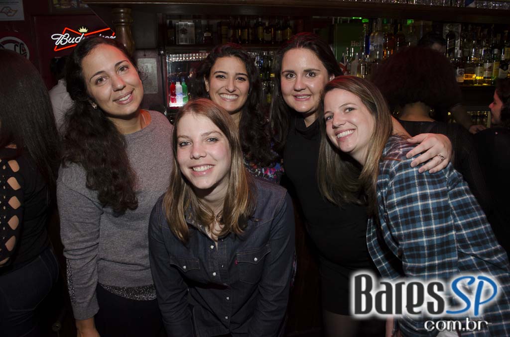 William Kim e Banda Monk comandaram a noite com clássicos do rock no Republic Pub William Kim e Banda Monk comandaram a noite com clássicos do rock no Republic Pub