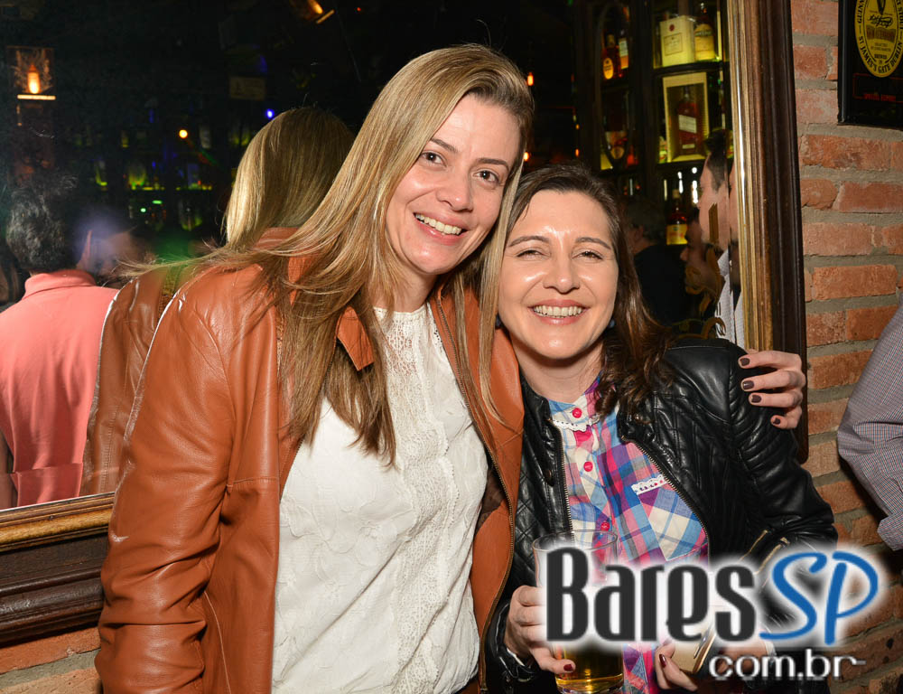 Banda Rock Stamp animou o palco do Dublin com muito Pop Rock Banda Rock Stamp animou o palco do Dublin com muito Pop Rock