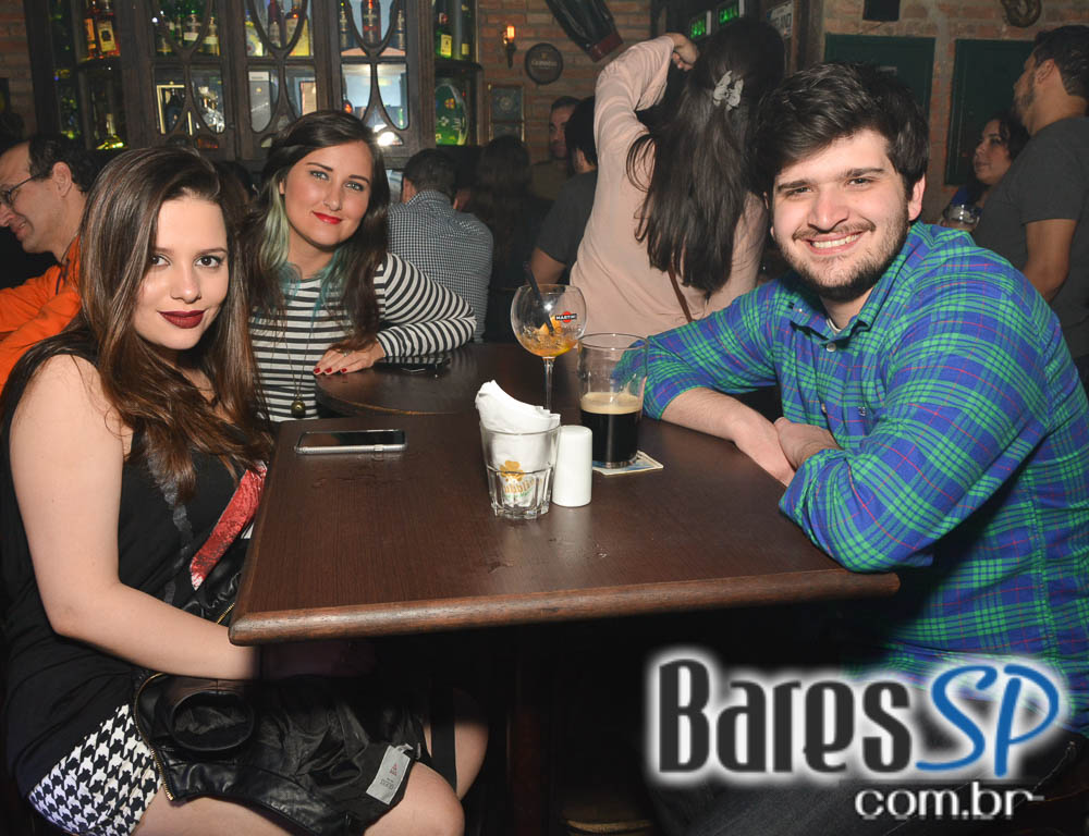 Banda Rock Stamp animou o palco do Dublin com muito Pop Rock Banda Rock Stamp animou o palco do Dublin com muito Pop Rock