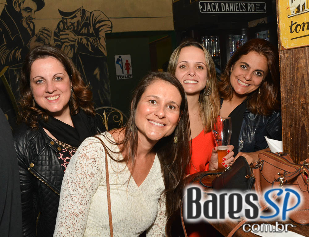 Banda Rock Stamp animou o palco do Dublin com muito Pop Rock Banda Rock Stamp animou o palco do Dublin com muito Pop Rock