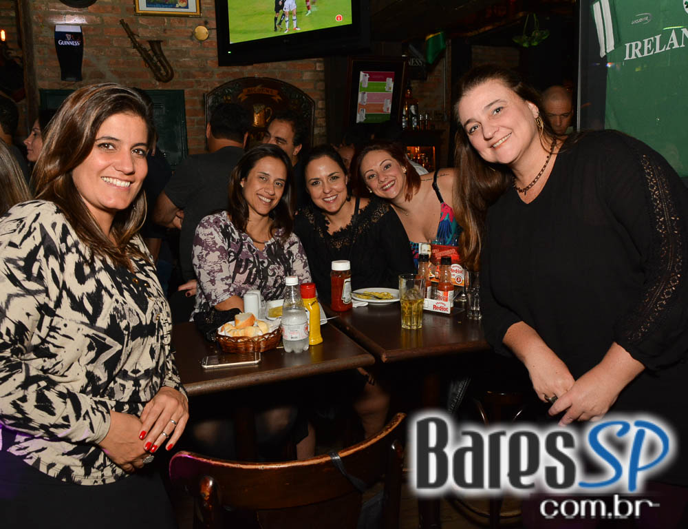 Banda Rock Stamp animou o palco do Dublin com muito Pop Rock Banda Rock Stamp animou o palco do Dublin com muito Pop Rock