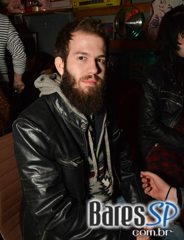 Festa Shake Your Booty com DJs convidados animando a sexta do Caos Augusta Festa Shake Your Booty com DJs convidados animando a sexta do Caos Augusta