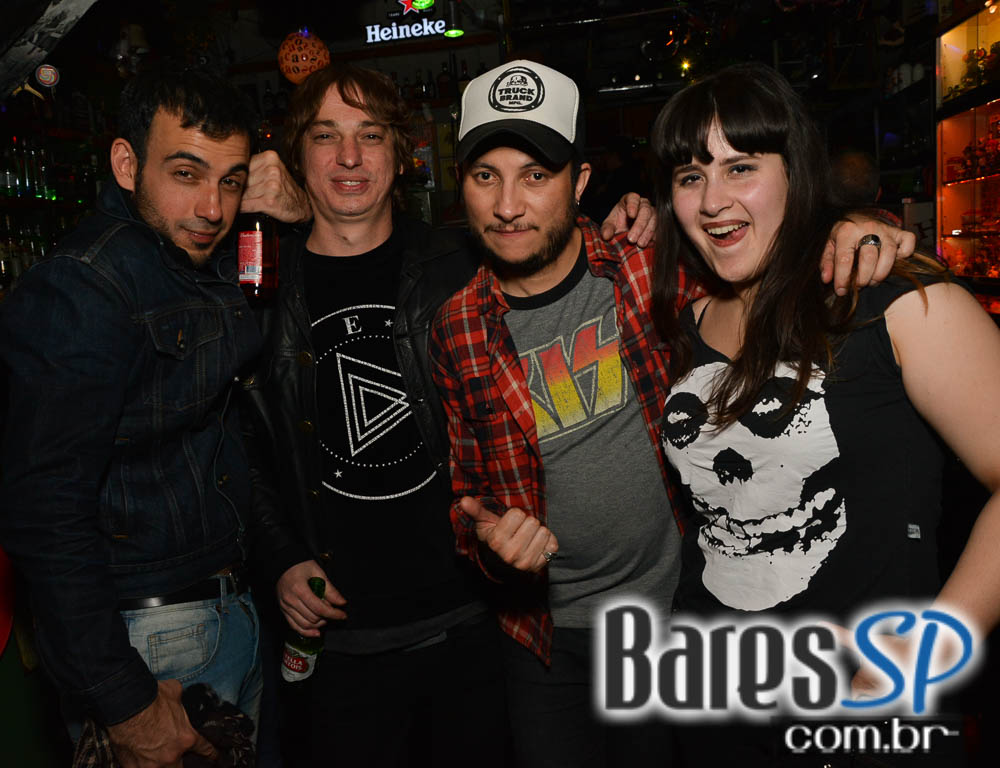 Festa Shake Your Booty com DJs convidados animando a sexta do Caos Augusta Festa Shake Your Booty com DJs convidados animando a sexta do Caos Augusta