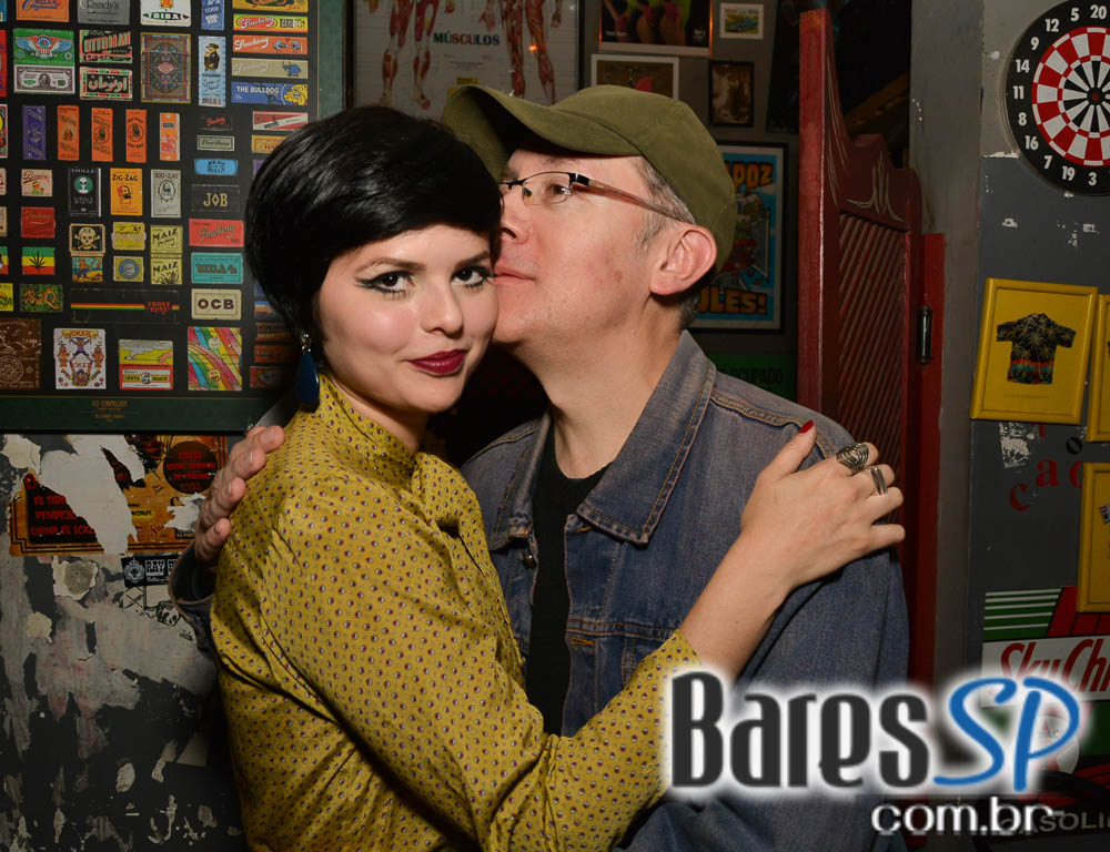 Festa Shake Your Booty com DJs convidados animando a sexta do Caos Augusta Festa Shake Your Booty com DJs convidados animando a sexta do Caos Augusta