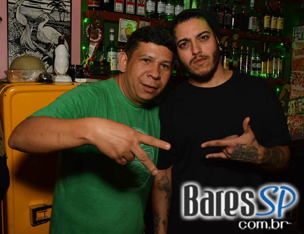 Festa Shake Your Booty com DJs convidados animando a sexta do Caos Augusta Festa Shake Your Booty com DJs convidados animando a sexta do Caos Augusta