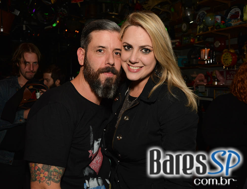 Festa Shake Your Booty com DJs convidados animando a sexta do Caos Augusta Festa Shake Your Booty com DJs convidados animando a sexta do Caos Augusta