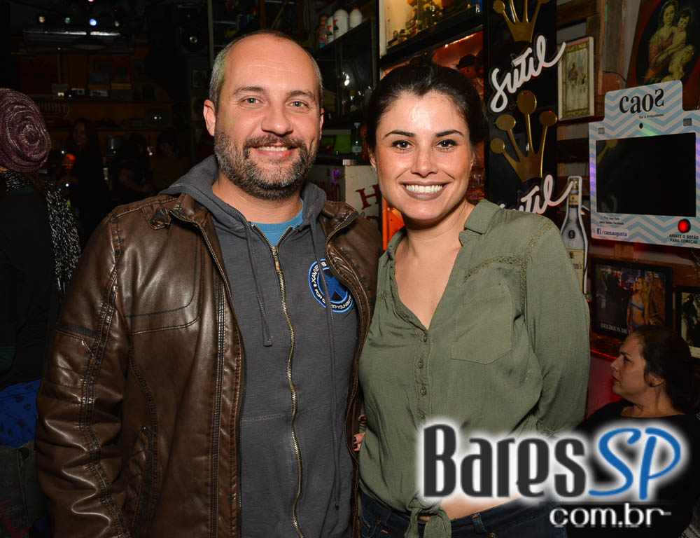 Festa Shake Your Booty com DJs convidados animando a sexta do Caos Augusta Festa Shake Your Booty com DJs convidados animando a sexta do Caos Augusta