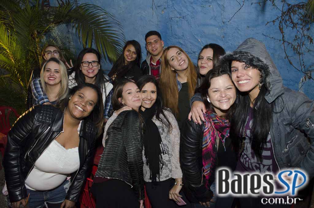 Tirrenos ofereceu diversas opções de drinks e cardápio variado no sábado Tirrenos ofereceu diversas opções de drinks e cardápio variado no sábado