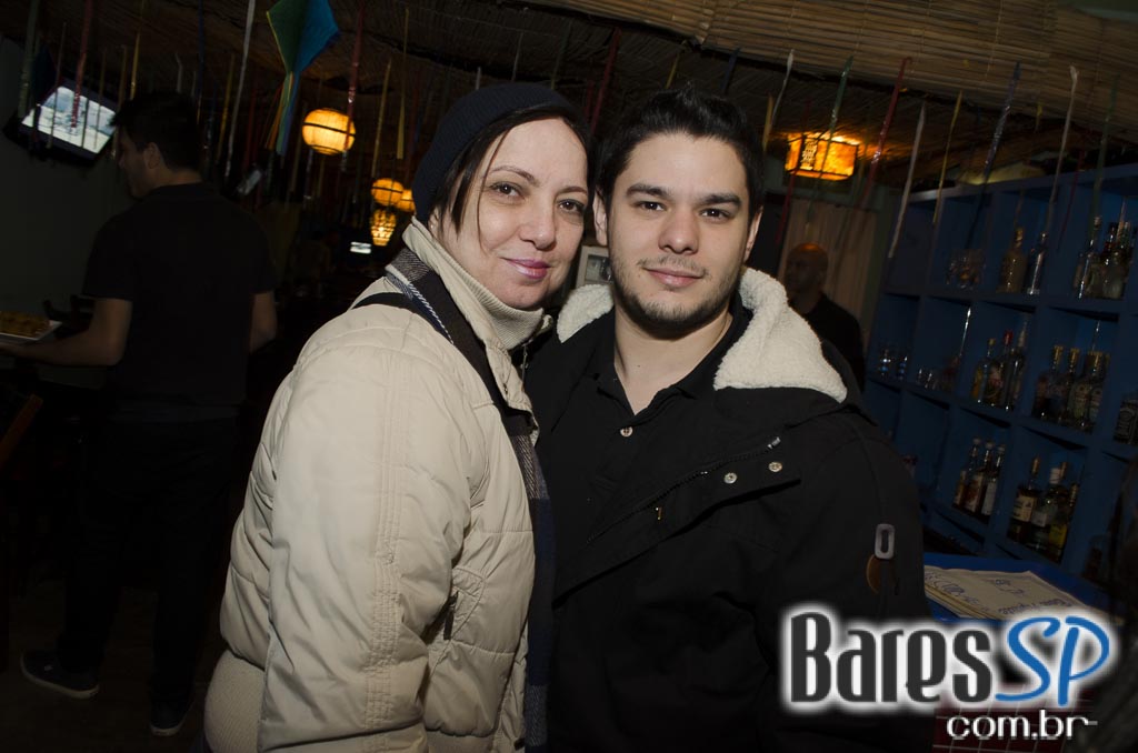 Tirrenos ofereceu diversas opções de drinks e cardápio variado no sábado Tirrenos ofereceu diversas opções de drinks e cardápio variado no sábado