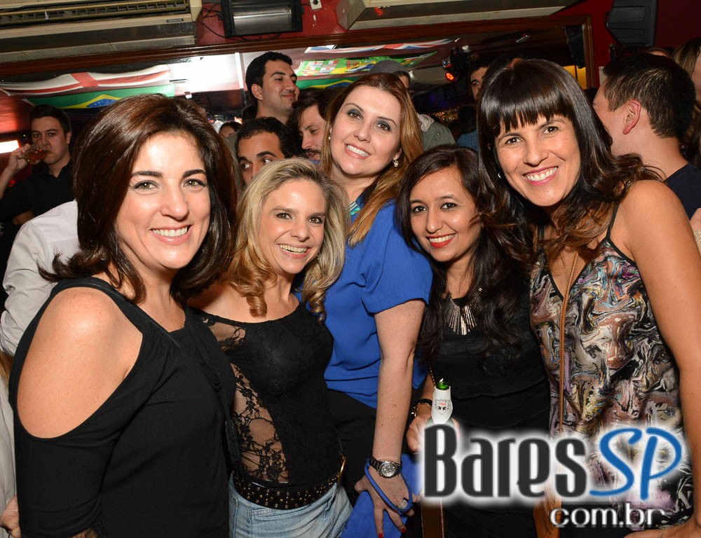 William Kim e Banda Insônica comandaram a sexta-feira no Republic Pub William Kim e Banda Insônica comandaram a sexta-feira no Republic Pub