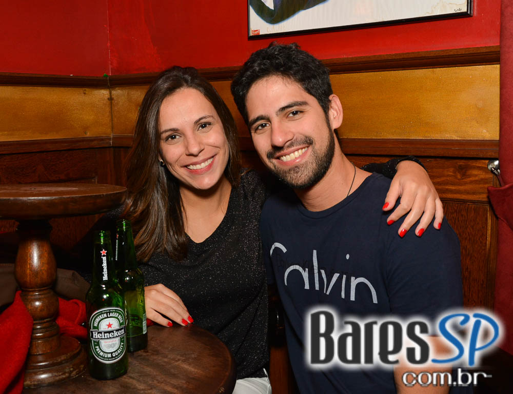 William Kim e Banda Insônica comandaram a sexta-feira no Republic Pub William Kim e Banda Insônica comandaram a sexta-feira no Republic Pub