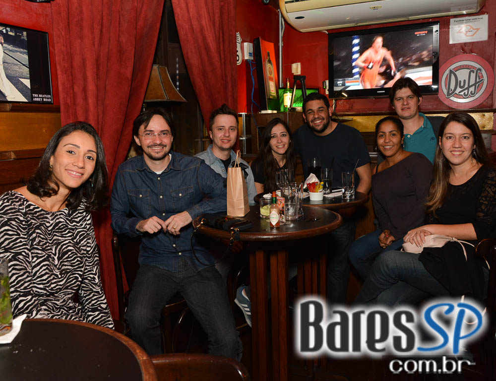 William Kim e Banda Insônica comandaram a sexta-feira no Republic Pub William Kim e Banda Insônica comandaram a sexta-feira no Republic Pub