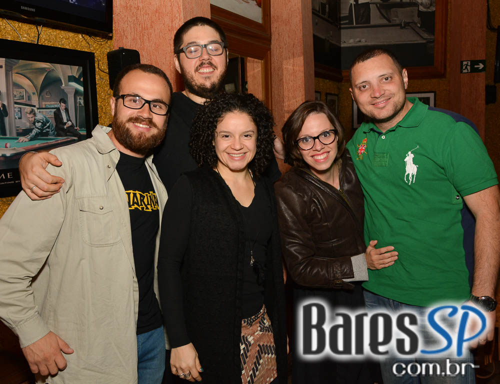 William Kim e Banda Insônica comandaram a sexta-feira no Republic Pub William Kim e Banda Insônica comandaram a sexta-feira no Republic Pub