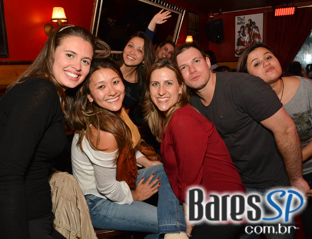 Republic Pub recebeu os agitos da banda Insônica e William Kim com o melhor do rock Republic Pub recebeu os agitos da banda Insônica e William Kim com o melhor do rock