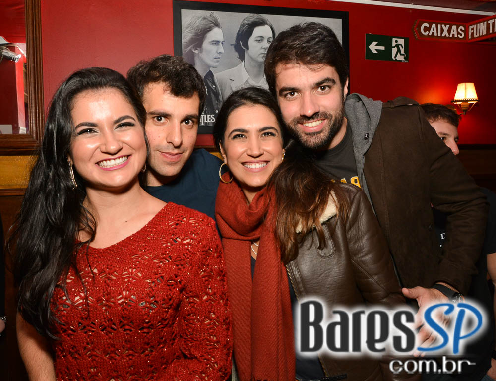 Republic Pub recebeu os agitos da banda Insônica e William Kim com o melhor do rock Republic Pub recebeu os agitos da banda Insônica e William Kim com o melhor do rock