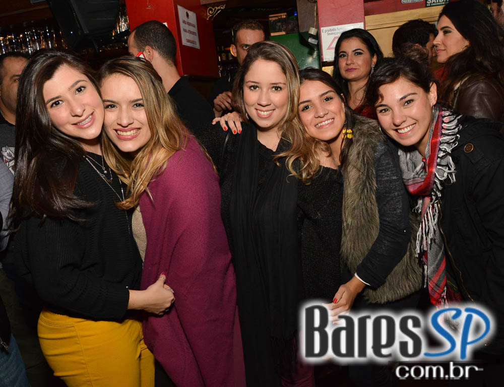 Republic Pub recebeu os agitos da banda Insônica e William Kim com o melhor do rock Republic Pub recebeu os agitos da banda Insônica e William Kim com o melhor do rock