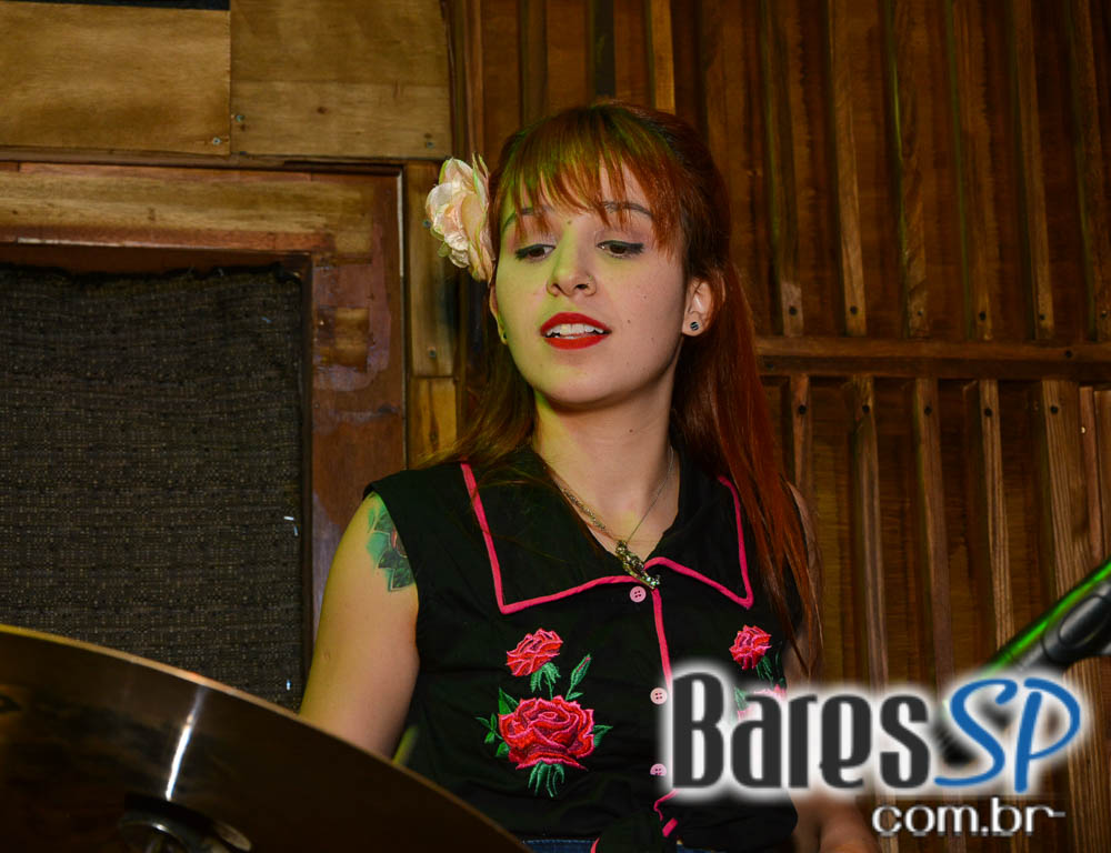 Rodrigo Haddad e Pure Country Band se apresentaram no Ton Ton Jazz & Music Bar Rodrigo Haddad e Pure Country Band se apresentaram no Ton Ton Jazz & Music Bar