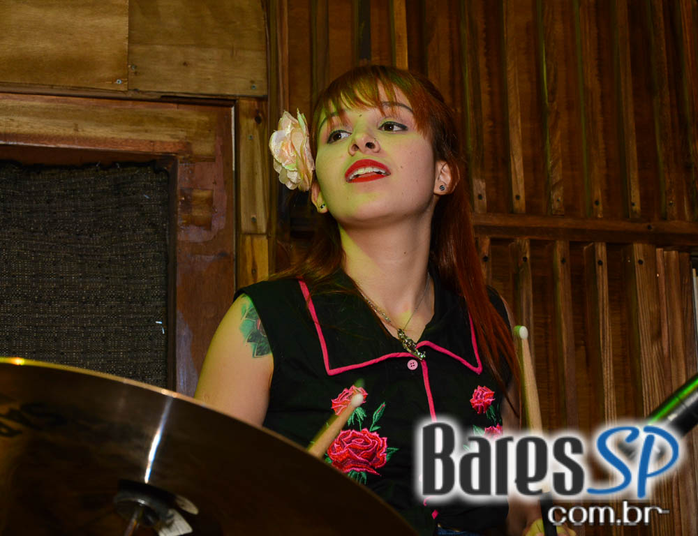 Rodrigo Haddad e Pure Country Band se apresentaram no Ton Ton Jazz & Music Bar Rodrigo Haddad e Pure Country Band se apresentaram no Ton Ton Jazz & Music Bar