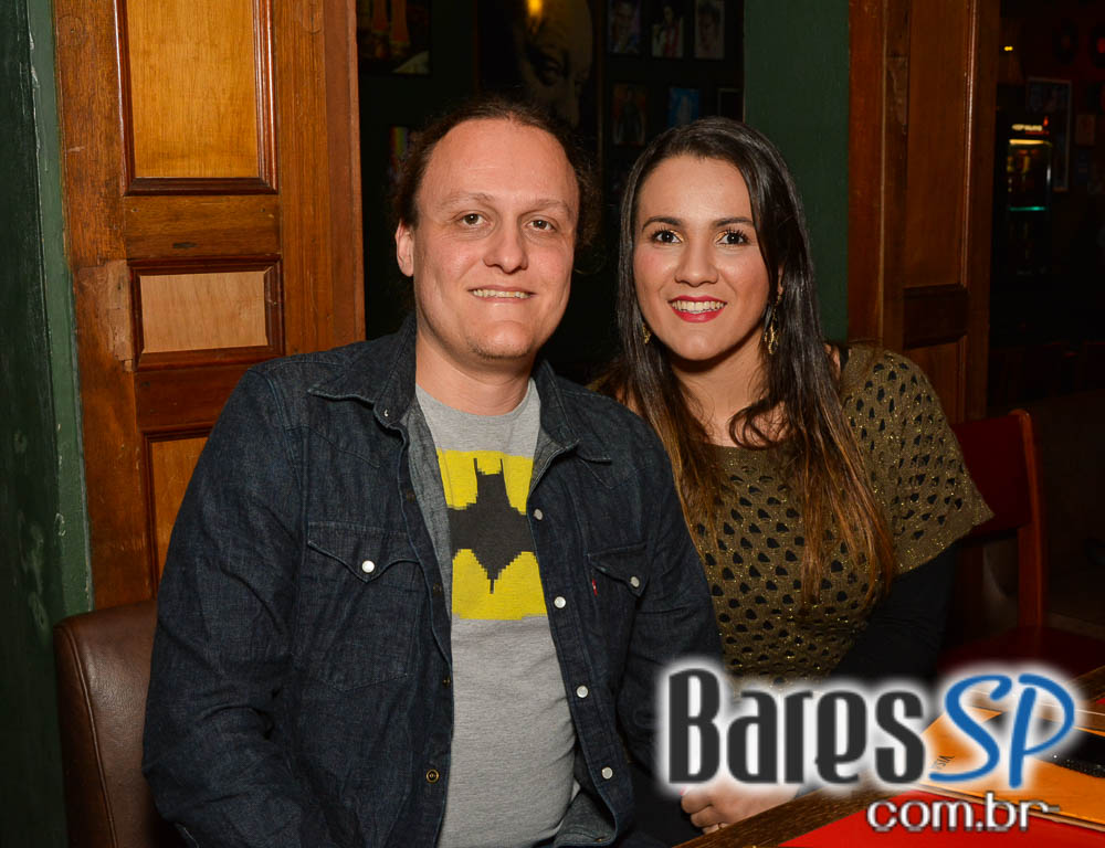 Rodrigo Haddad e Pure Country Band se apresentaram no Ton Ton Jazz & Music Bar Rodrigo Haddad e Pure Country Band se apresentaram no Ton Ton Jazz & Music Bar