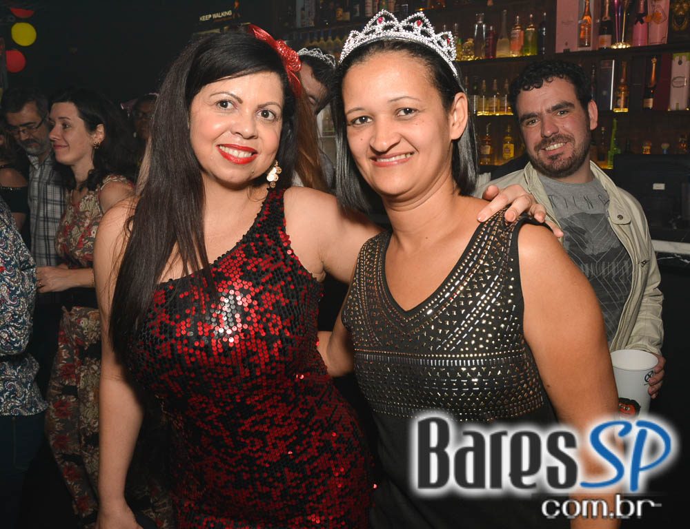 Noite do Xadrez com DJs Sandrinho, Zhenna e Tutunic no Akbar Lounge e Disco Noite do Xadrez com DJs Sandrinho, Zhenna e Tutunic no Akbar Lounge e Disco