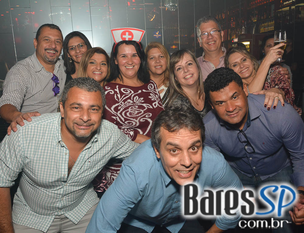 Noite do Xadrez com DJs Sandrinho, Zhenna e Tutunic no Akbar Lounge e Disco Noite do Xadrez com DJs Sandrinho, Zhenna e Tutunic no Akbar Lounge e Disco