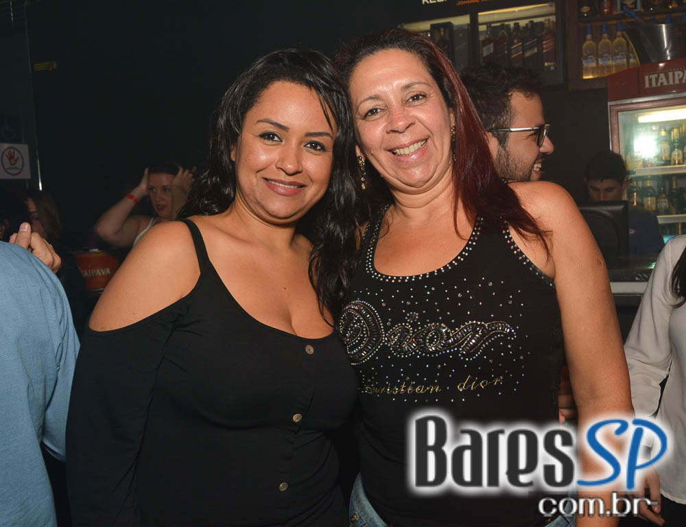 Noite do Xadrez com DJs Sandrinho, Zhenna e Tutunic no Akbar Lounge e Disco Noite do Xadrez com DJs Sandrinho, Zhenna e Tutunic no Akbar Lounge e Disco