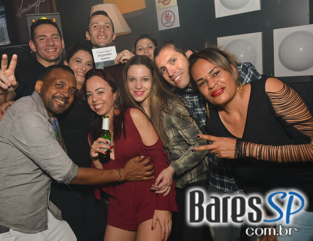 Noite do Xadrez com DJs Sandrinho, Zhenna e Tutunic no Akbar Lounge e Disco Noite do Xadrez com DJs Sandrinho, Zhenna e Tutunic no Akbar Lounge e Disco