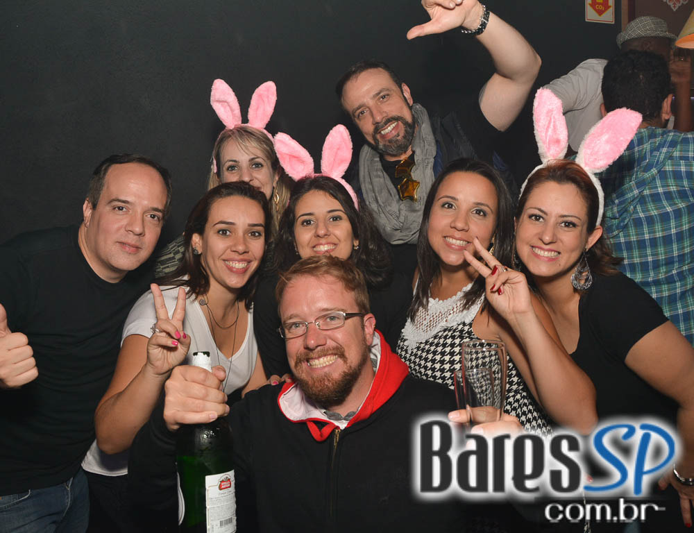 Noite do Xadrez com DJs Sandrinho, Zhenna e Tutunic no Akbar Lounge e Disco Noite do Xadrez com DJs Sandrinho, Zhenna e Tutunic no Akbar Lounge e Disco