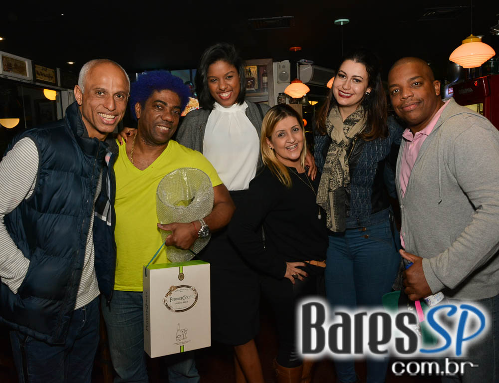 Noite do Xadrez com DJs Sandrinho, Zhenna e Tutunic no Akbar Lounge e Disco Noite do Xadrez com DJs Sandrinho, Zhenna e Tutunic no Akbar Lounge e Disco