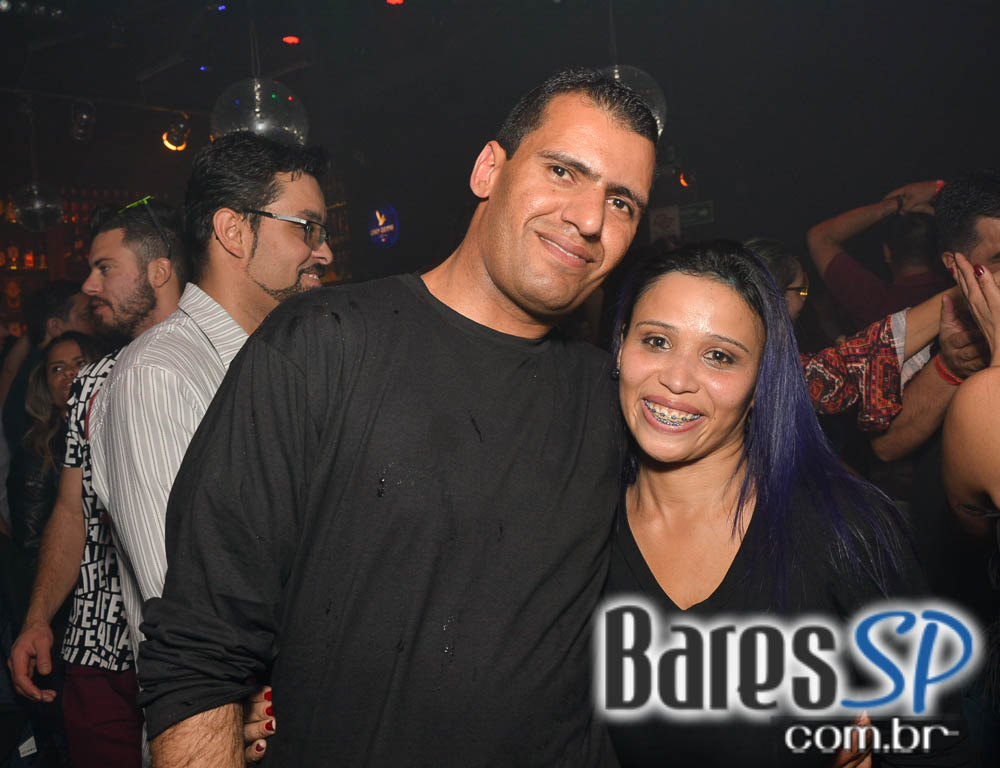 Noite do Whisky com DJs Sandrinho, Double C, Zhenna e Daniel Tutunic no Akbar Lounge e Disco Noite do Whisky com DJs Sandrinho, Double C, Zhenna e Daniel Tutunic no Akbar Lounge e Disco