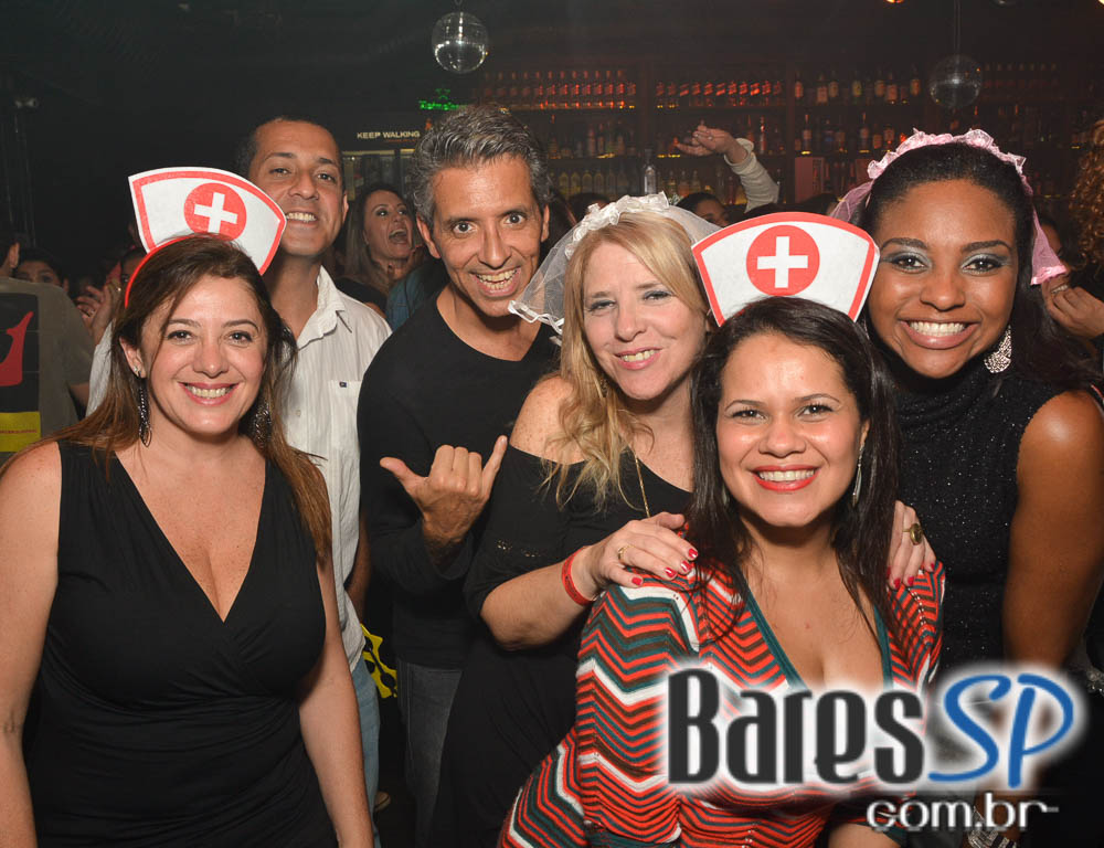 Noite do Whisky com DJs Sandrinho, Double C, Zhenna e Daniel Tutunic no Akbar Lounge e Disco Noite do Whisky com DJs Sandrinho, Double C, Zhenna e Daniel Tutunic no Akbar Lounge e Disco