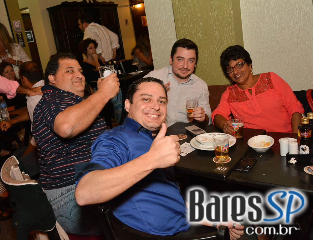 Paróquia Bar reinaugurou sob nova direção na quarta-feira na Vila Mariana Paróquia Bar reinaugurou sob nova direção na quarta-feira na Vila Mariana
