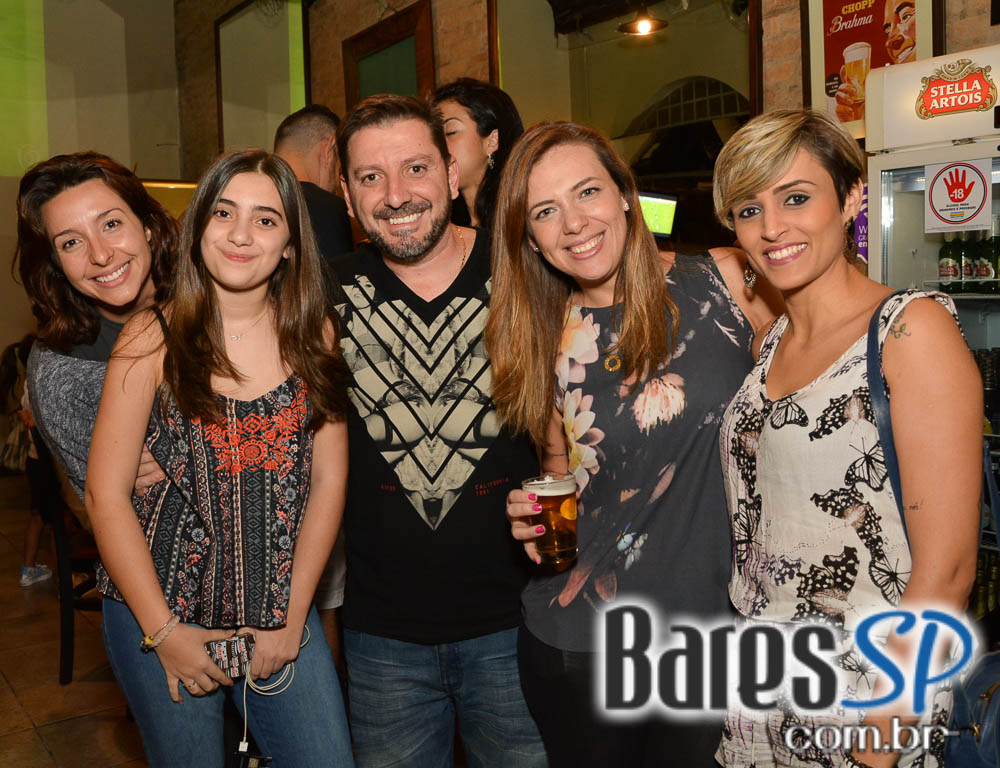 Paróquia Bar reinaugurou sob nova direção na quarta-feira na Vila Mariana Paróquia Bar reinaugurou sob nova direção na quarta-feira na Vila Mariana