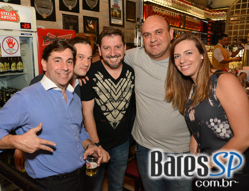 Paróquia Bar reinaugurou sob nova direção na quarta-feira na Vila Mariana Paróquia Bar reinaugurou sob nova direção na quarta-feira na Vila Mariana