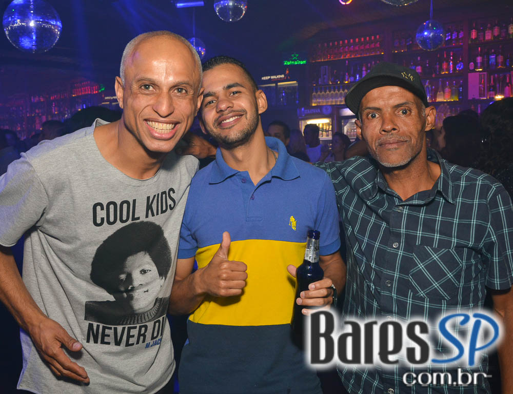 7ª edição do Baile das Antigas no Akbar Lounge e Disco 7ª edição do Baile das Antigas no Akbar Lounge e Disco