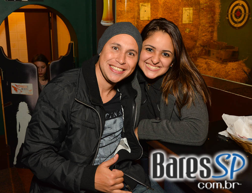 Banda Black Ferry comandou a noite com clássicos do rock no Willi Willie Bar e Arqueria Banda Black Ferry comandou a noite com clássicos do rock no Willi Willie Bar e Arqueria