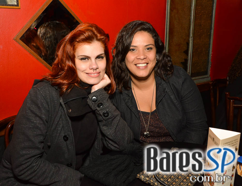 Banda Black Ferry comandou a noite com clássicos do rock no Willi Willie Bar e Arqueria Banda Black Ferry comandou a noite com clássicos do rock no Willi Willie Bar e Arqueria