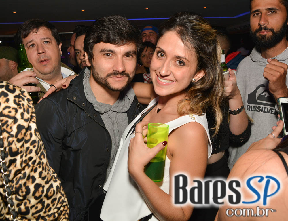 Sábado foi dia de feijoada com samba e pagode no Boteco Vila Rica Sábado foi dia de feijoada com samba e pagode no Boteco Vila Rica