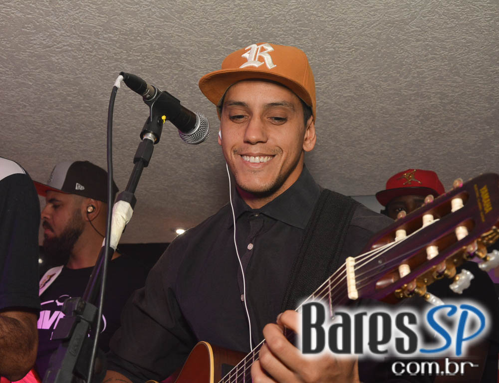 Sábado foi dia de feijoada com samba e pagode no Boteco Vila Rica Sábado foi dia de feijoada com samba e pagode no Boteco Vila Rica