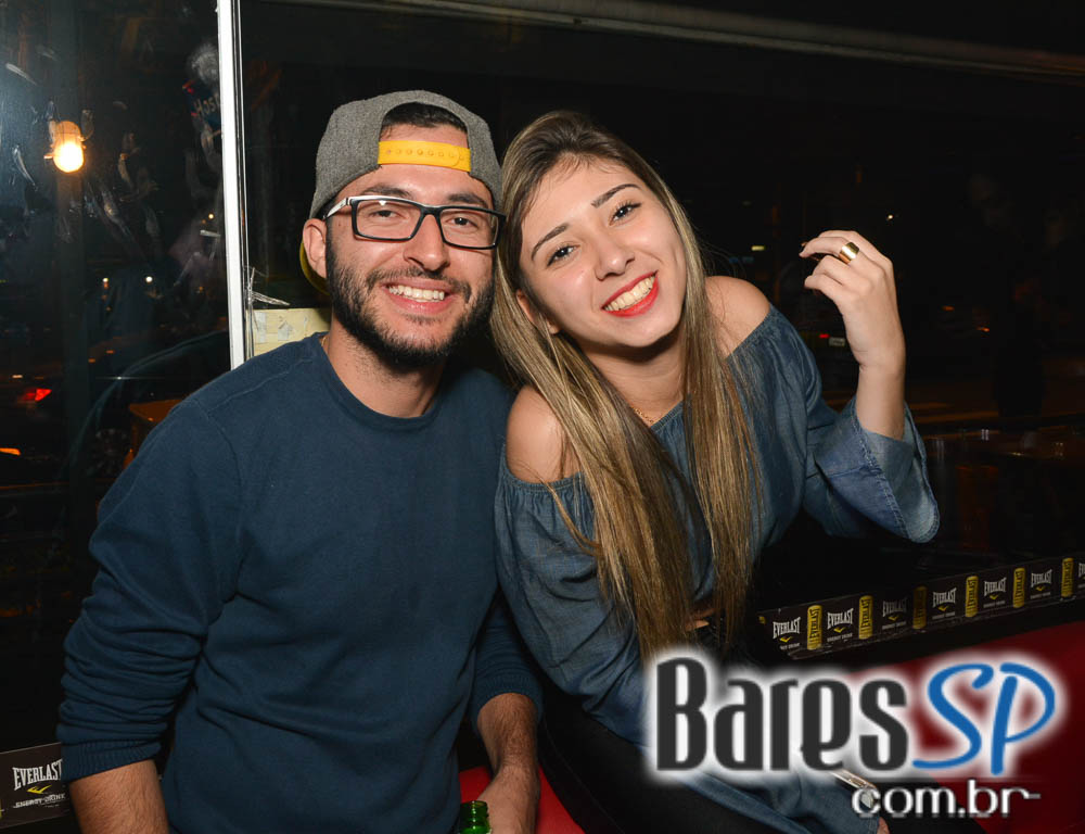 Sábado foi dia de feijoada com samba e pagode no Boteco Vila Rica Sábado foi dia de feijoada com samba e pagode no Boteco Vila Rica