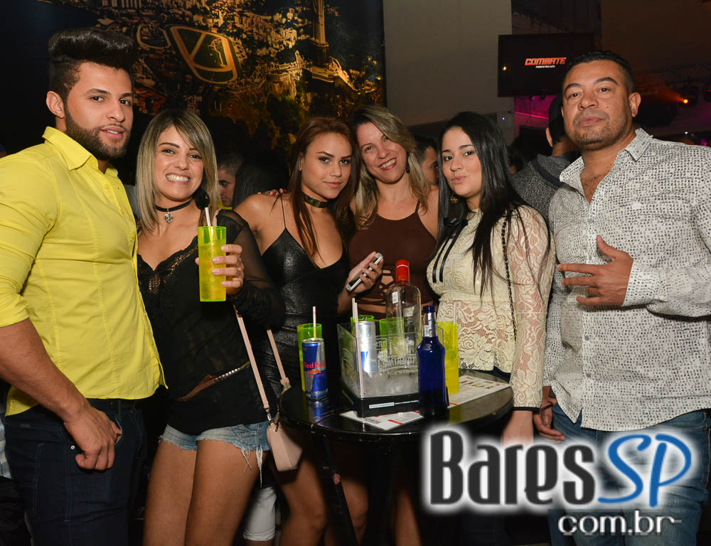 Sábado foi dia de feijoada com samba e pagode no Boteco Vila Rica Sábado foi dia de feijoada com samba e pagode no Boteco Vila Rica