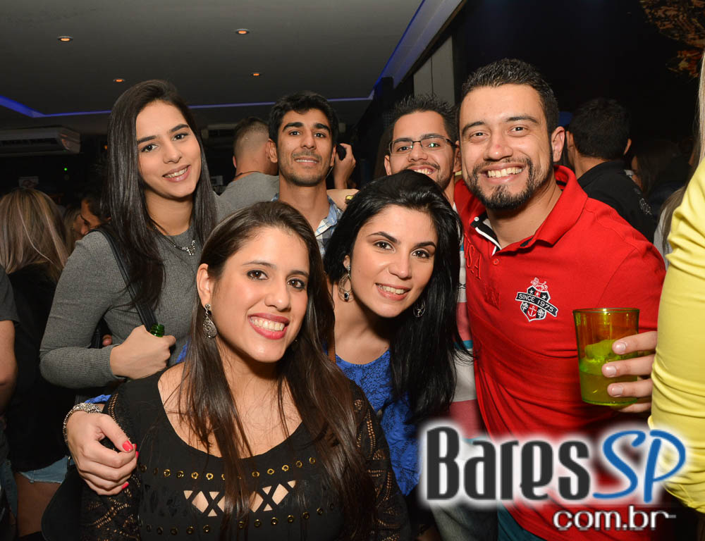 Sábado foi dia de feijoada com samba e pagode no Boteco Vila Rica Sábado foi dia de feijoada com samba e pagode no Boteco Vila Rica