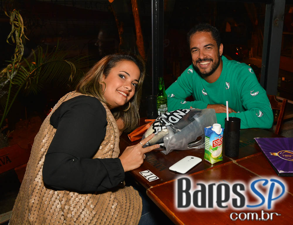 Bar Camará recebeu o show em tributo a cantora Marisa Monte no sábado Bar Camará recebeu o show em tributo a cantora Marisa Monte no sábado