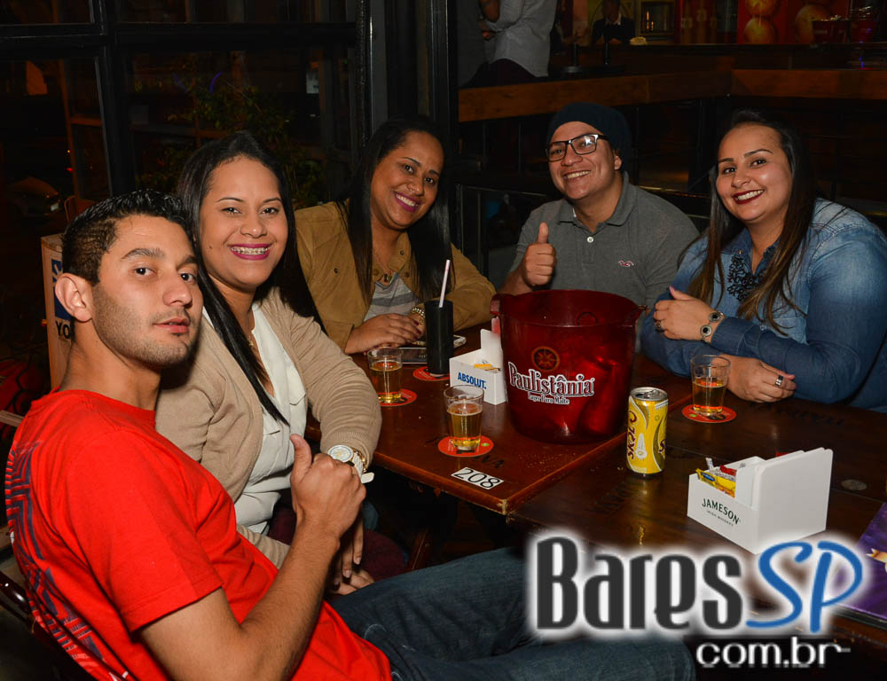 Bar Camará recebeu o show em tributo a cantora Marisa Monte no sábado Bar Camará recebeu o show em tributo a cantora Marisa Monte no sábado