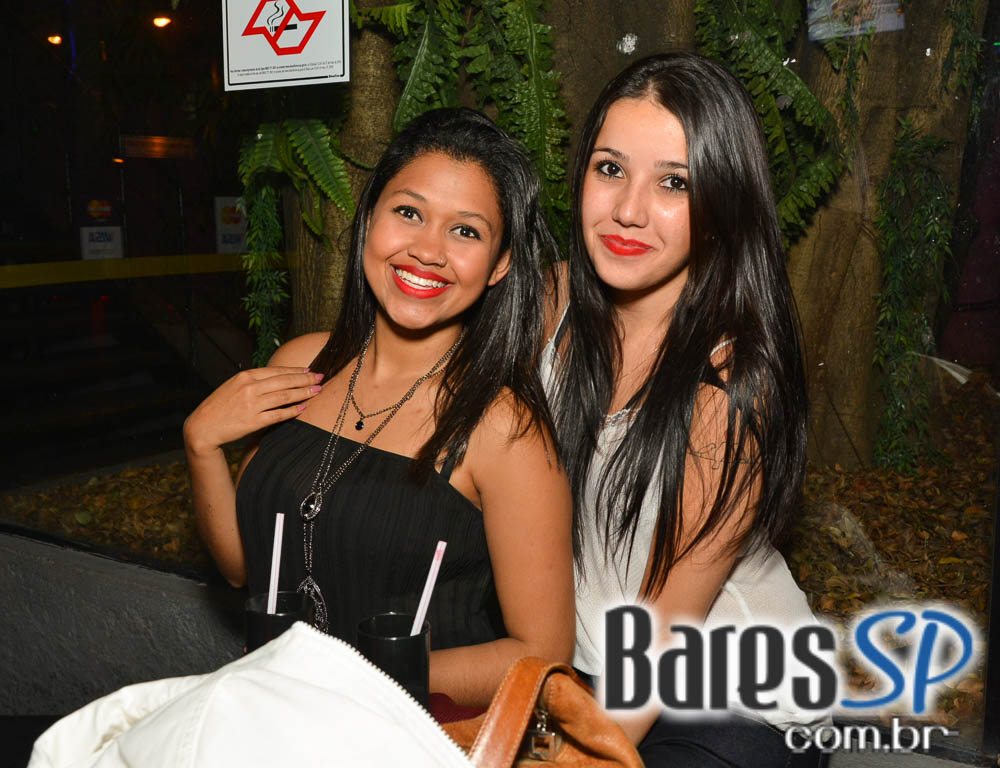 Bar Camará recebeu o show em tributo a cantora Marisa Monte no sábado Bar Camará recebeu o show em tributo a cantora Marisa Monte no sábado