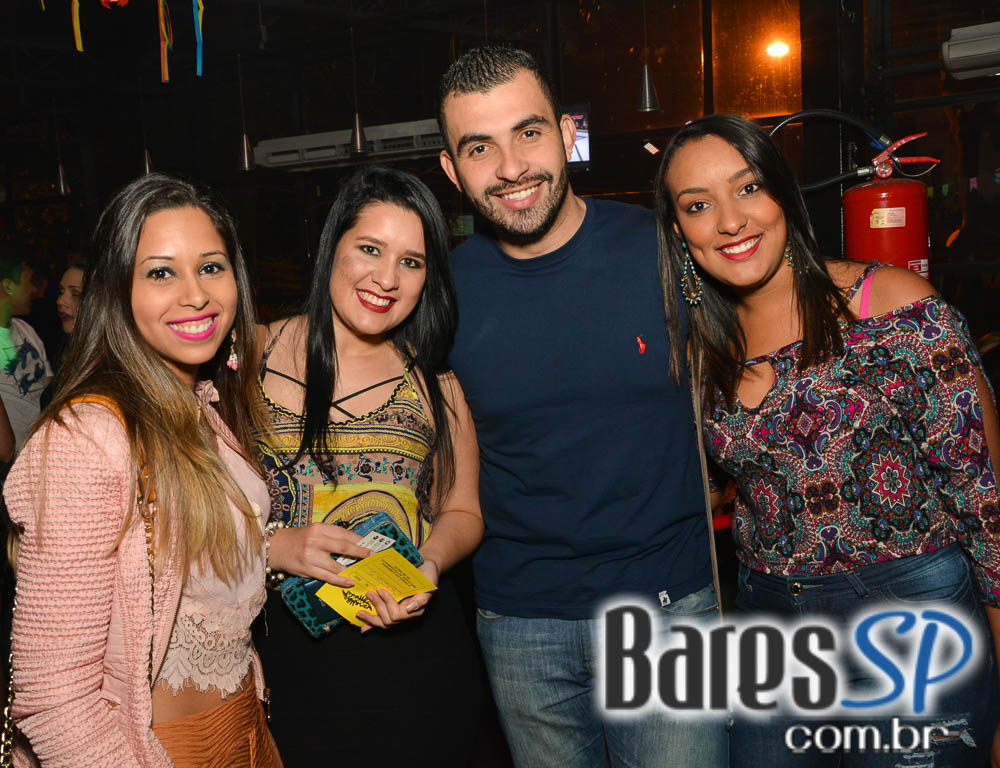 Bar Camará recebeu o show em tributo a cantora Marisa Monte no sábado Bar Camará recebeu o show em tributo a cantora Marisa Monte no sábado