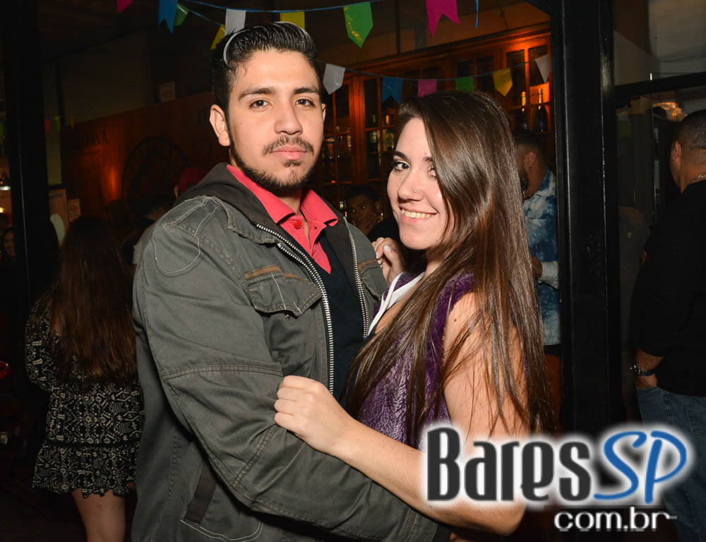 Bar Camará recebeu o show em tributo a cantora Marisa Monte no sábado Bar Camará recebeu o show em tributo a cantora Marisa Monte no sábado