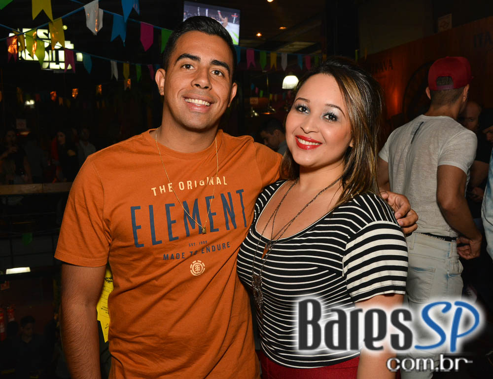 Bar Camará recebeu o show em tributo a cantora Marisa Monte no sábado Bar Camará recebeu o show em tributo a cantora Marisa Monte no sábado